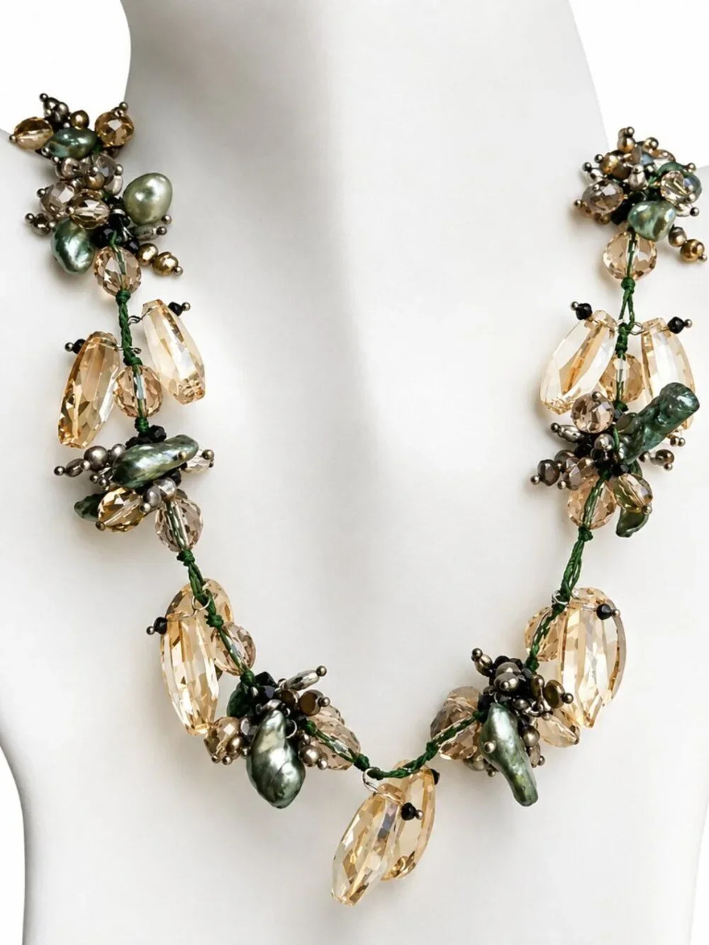 Keshi pearl and Swarovski crystal necklace